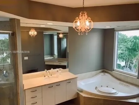 21200 Point Place Aventura FL 33180