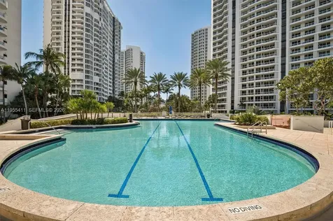 21200 Point Place Aventura FL 33180