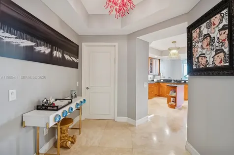 21200 Point Place Aventura FL 33180