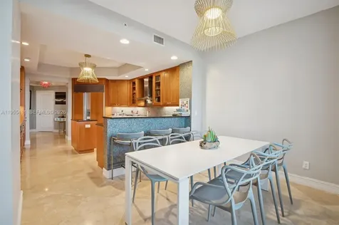 21200 Point Place Aventura FL 33180