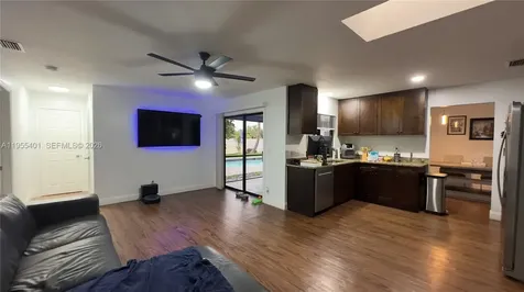 323 W Canterbury Drive W Riviera Beach FL 33407