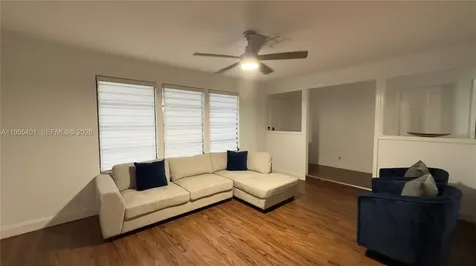 323 W Canterbury Drive W Riviera Beach FL 33407