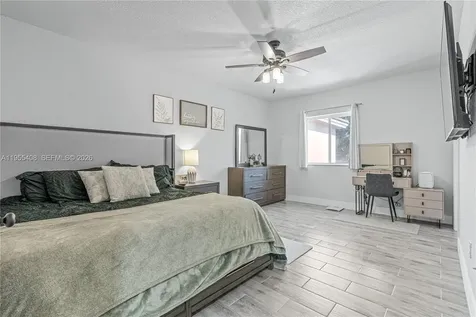 1940 SE 24th Terrace Homestead FL 33035