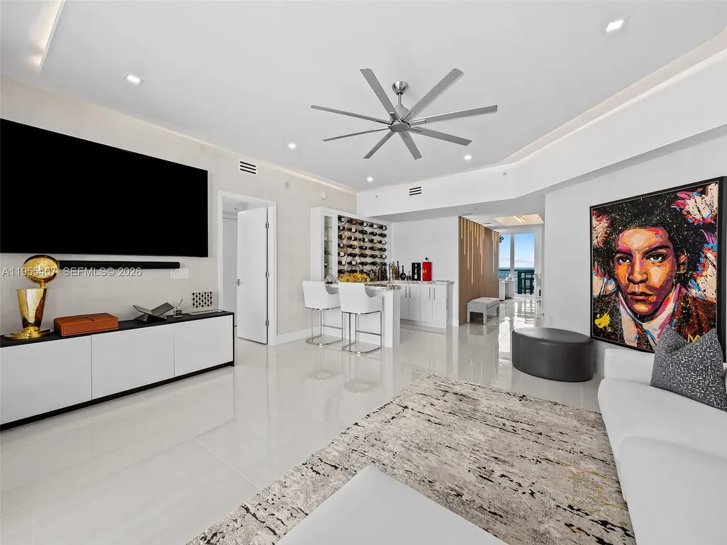 333 Las Olas Way Fort Lauderdale FL 33301