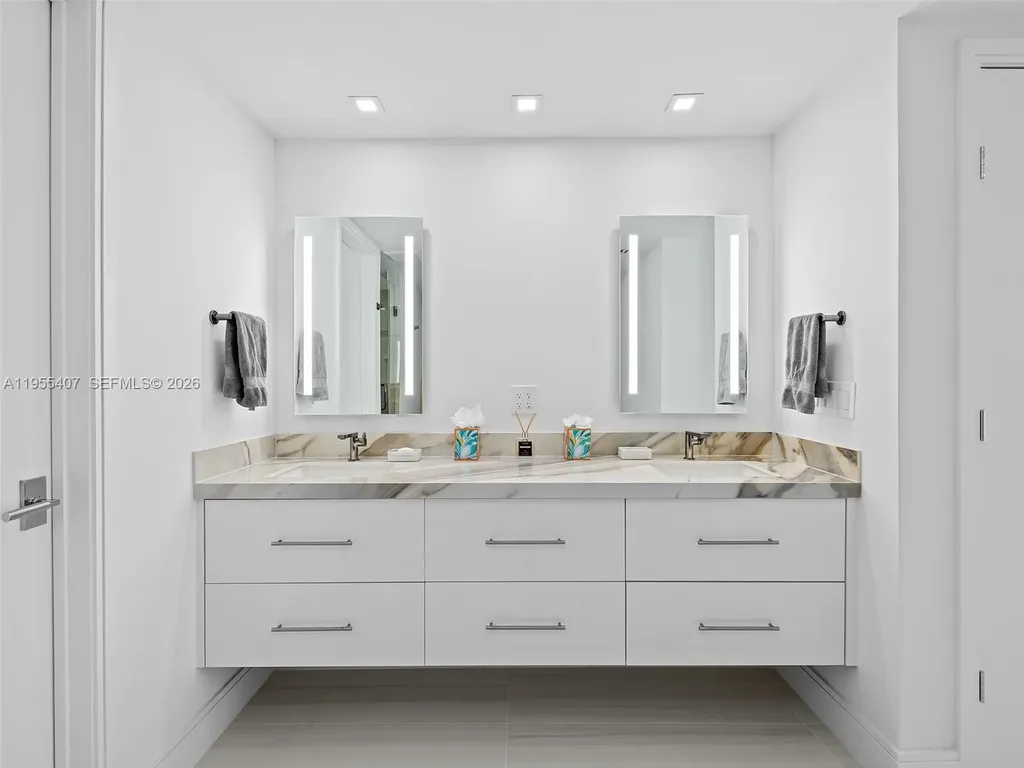 333 Las Olas Way Fort Lauderdale FL 33301