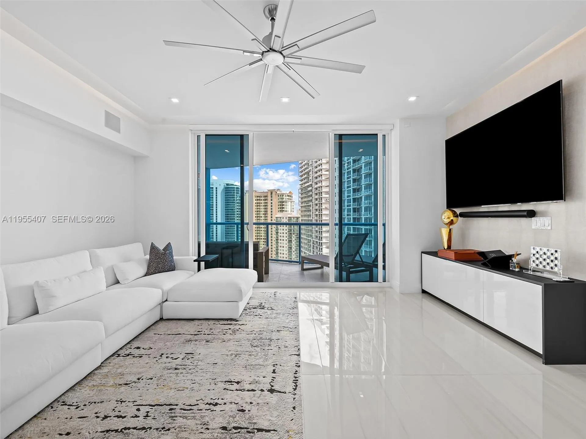 333 Las Olas Way Fort Lauderdale FL 33301