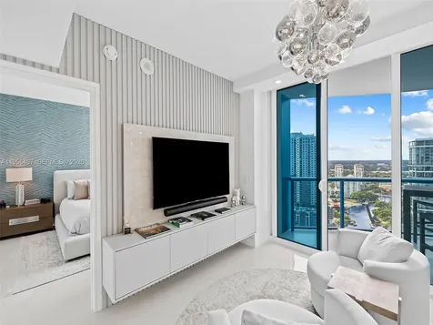 333 Las Olas Way Fort Lauderdale FL 33301