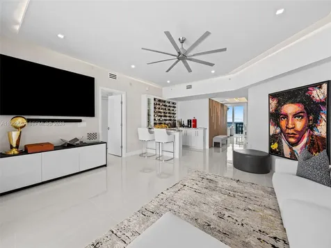 333 Las Olas Way Fort Lauderdale FL 33301