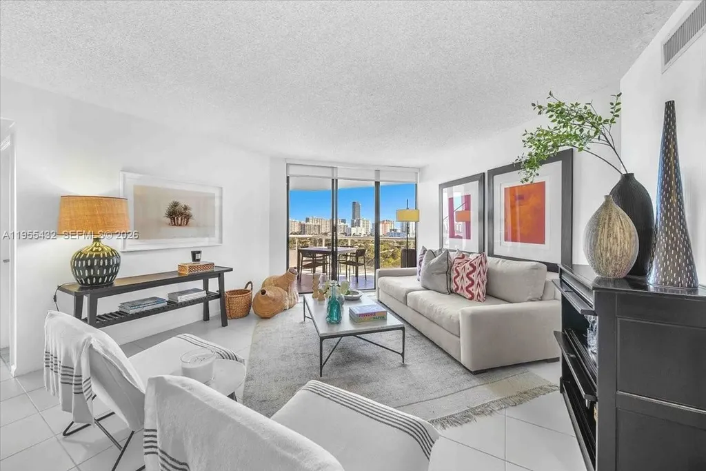 3610 Yacht Club Drive Aventura FL 33180