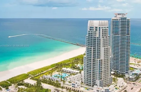 50 S Pointe Drive Miami Beach FL 33139