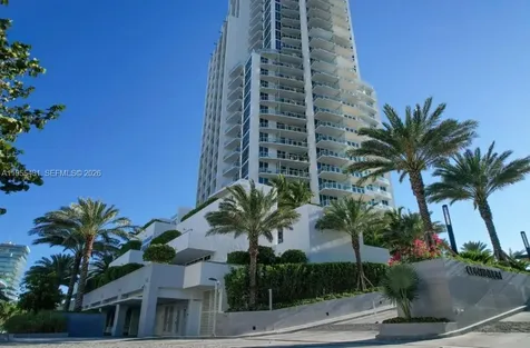 50 S Pointe Drive Miami Beach FL 33139