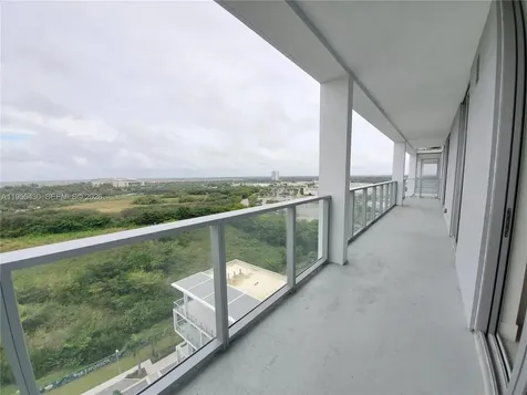 2000 Metropica Way Sunrise FL 33323