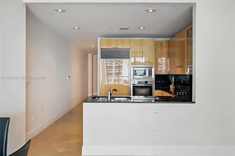 6799 Collins Avenue Miami Beach FL 33141