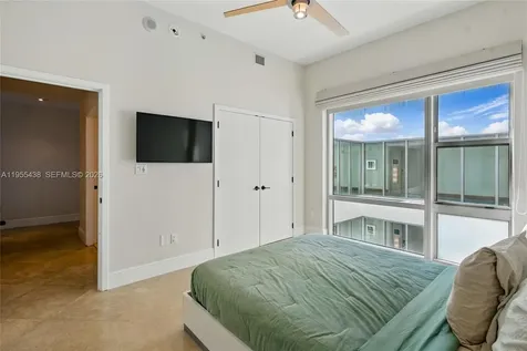 6799 Collins Avenue Miami Beach FL 33141