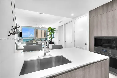 17550 Collins Avenue Sunny Isles Beach FL 33160