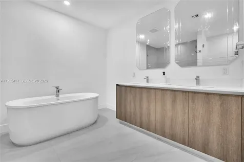 17550 Collins Avenue Sunny Isles Beach FL 33160