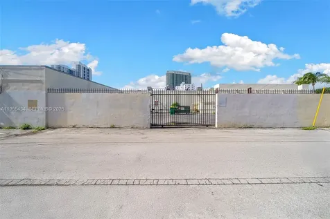 1441 Alton Road Miami Beach FL 33139
