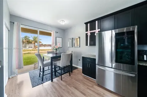 1097 NE 40th Road Homestead FL 33033