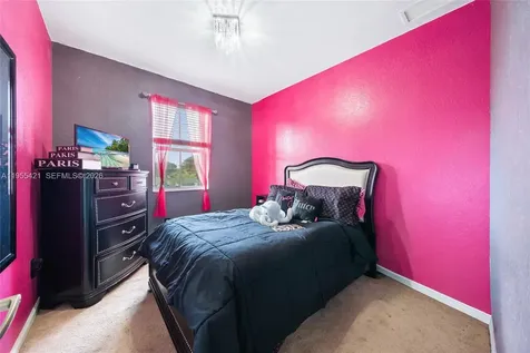1097 NE 40th Road Homestead FL 33033