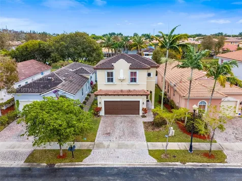 1097 NE 40th Road Homestead FL 33033