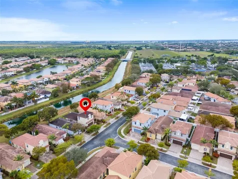 1097 NE 40th Road Homestead FL 33033