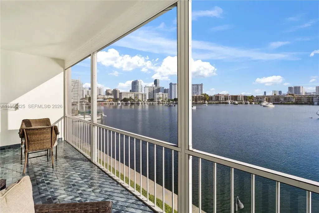 2200 Diana Drive Hallandale Beach FL 33009