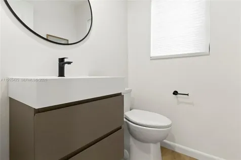 2200 Diana Drive Hallandale Beach FL 33009