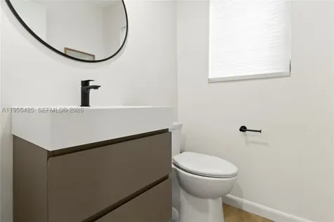 2200 Diana Drive Hallandale Beach FL 33009