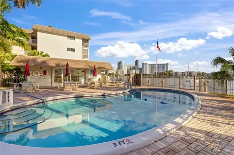 2200 Diana Drive Hallandale Beach FL 33009