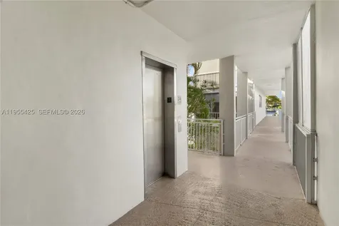 2200 Diana Drive Hallandale Beach FL 33009