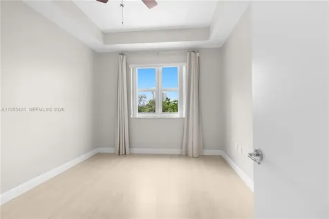 20000 E Country Club Drive Aventura FL 33180