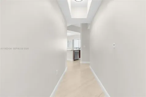 20000 E Country Club Drive Aventura FL 33180