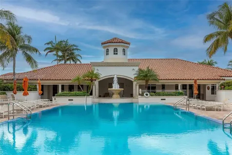 20000 E Country Club Drive Aventura FL 33180