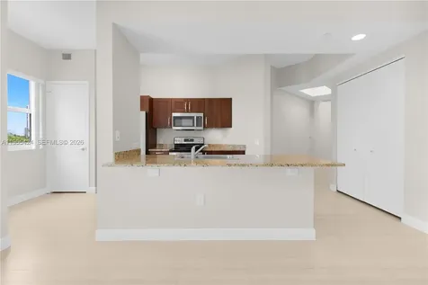 20000 E Country Club Drive Aventura FL 33180