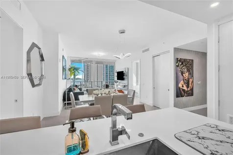 17550 Collins Avenue Sunny Isles Beach FL 33160