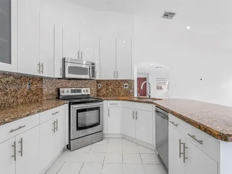 9435 SW 156th Place Miami FL 33196