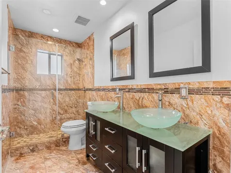 9435 SW 156th Place Miami FL 33196