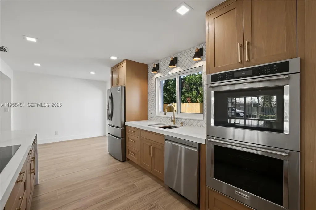 5641 NE 21st Avenue Fort Lauderdale FL 33308