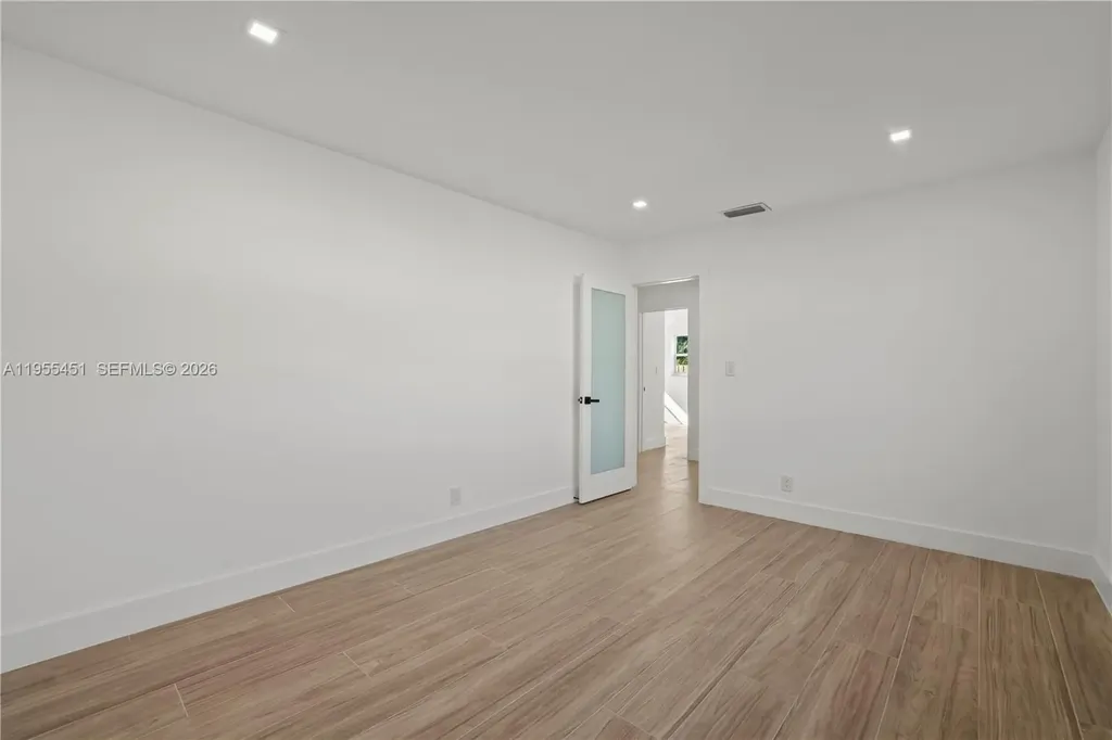 5641 NE 21st Avenue Fort Lauderdale FL 33308