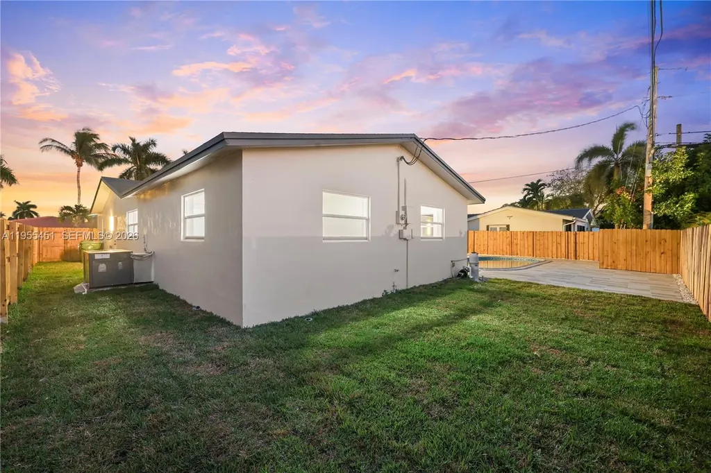 5641 NE 21st Avenue Fort Lauderdale FL 33308