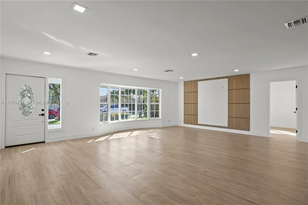 5641 NE 21st Avenue Fort Lauderdale FL 33308