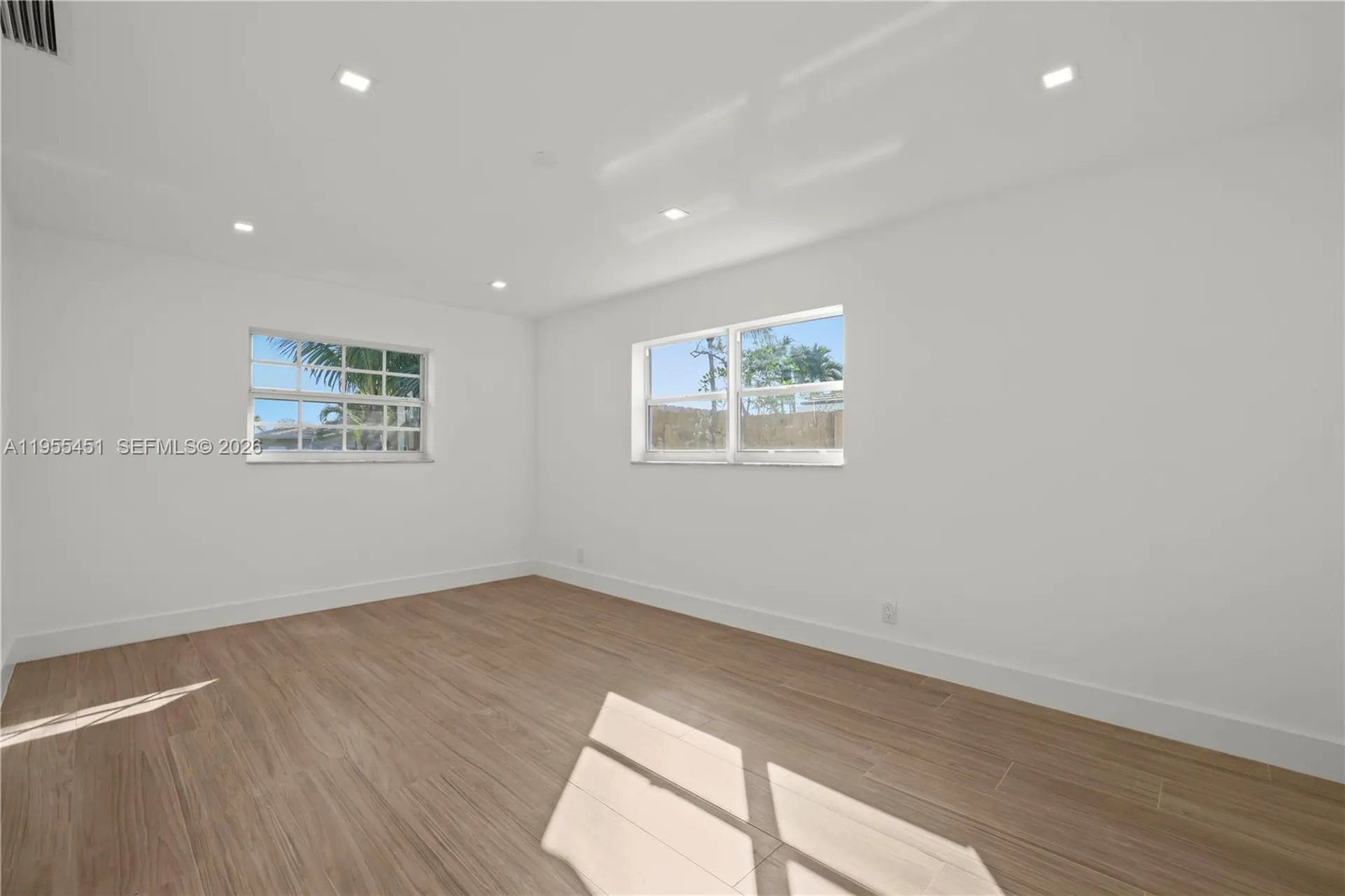 5641 NE 21st Avenue Fort Lauderdale FL 33308