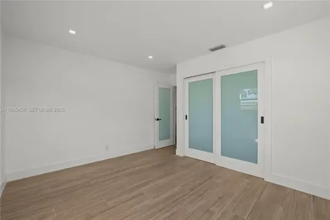 5641 NE 21st Avenue Fort Lauderdale FL 33308