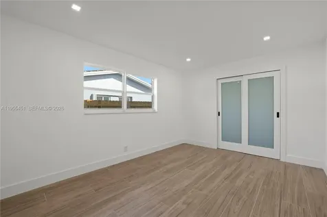 5641 NE 21st Avenue Fort Lauderdale FL 33308