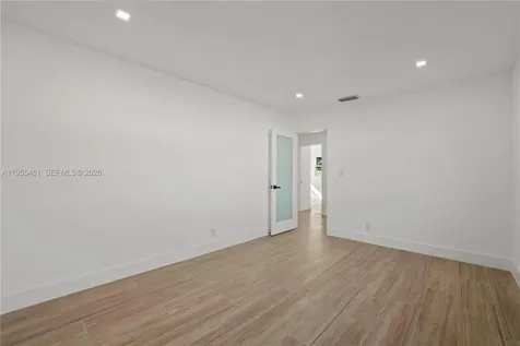 5641 NE 21st Avenue Fort Lauderdale FL 33308