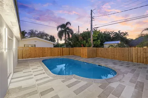 5641 NE 21st Avenue Fort Lauderdale FL 33308