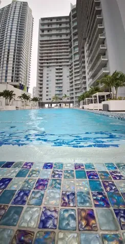 690 SW 1 Court Miami FL 33130