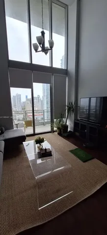 690 SW 1 Court Miami FL 33130