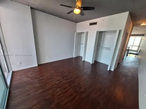 690 SW 1 Court Miami FL 33130