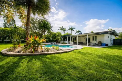 241 SW 129th Avenue Miami FL 33184